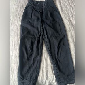 Levi's Straight Leg Pants in Dark Navy
